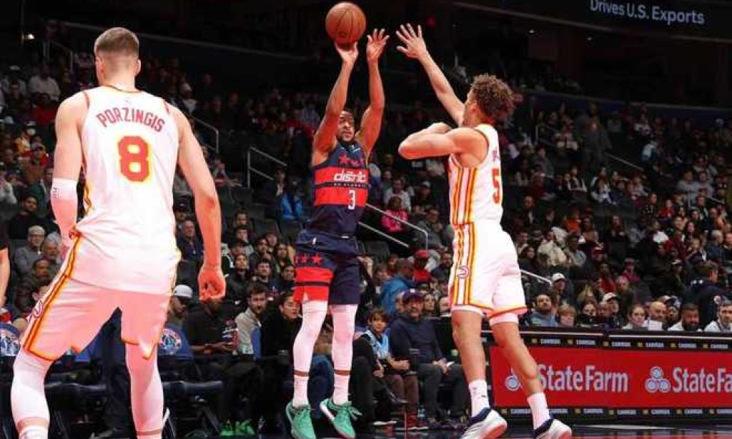Ending the season's longest 14-game losing streak! The Wizards pull off an upset victory over the Hawks. CJ Davis scores 46 points with 10 three-pointers, tying the franchise record.