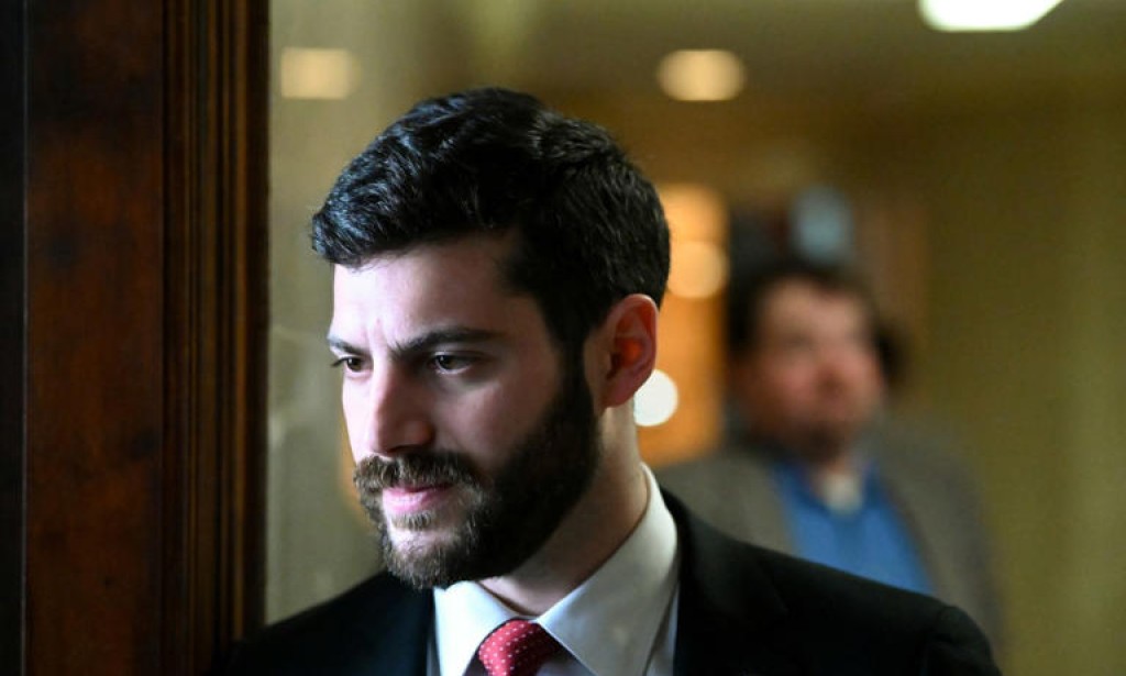 Tech Titans Amass Multimillion-Dollar War Chests to Fight AI Regulation