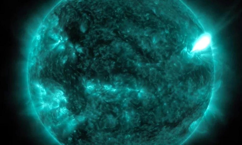 Intensely Powerful X1.0 Solar Flare Witnessed by NASA’s Solar Dynamics Observatory
