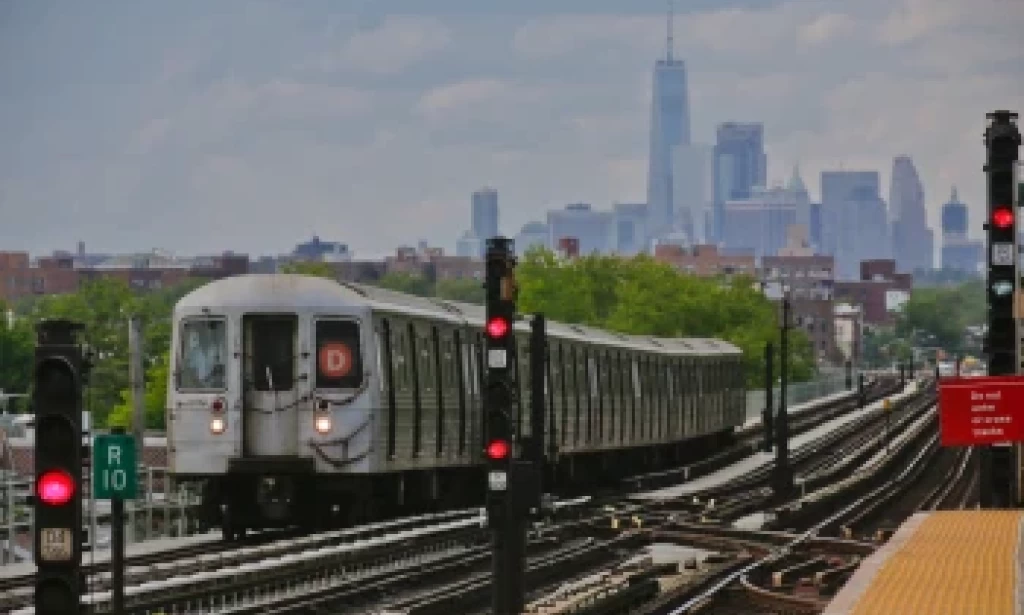 High school student, 18, charged with arson in fire that burned New York City subway passenger