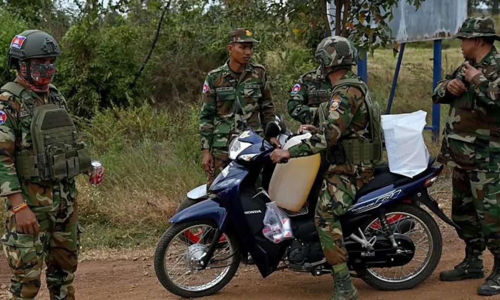 Cambodia shuts border crossings with Thailand as fighting continues