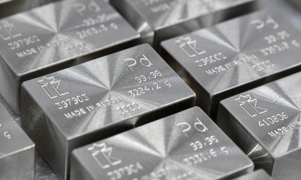 Gold, silver and palladium prices pull back sharply, worrying some economists