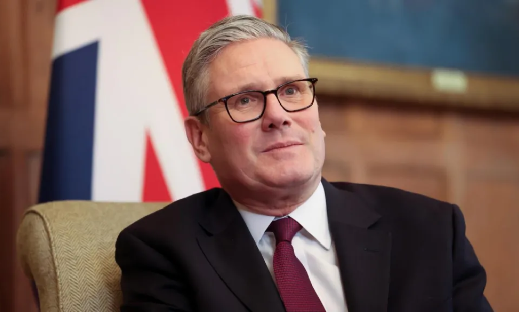 Starmer says he won't 'choose between' the US or China